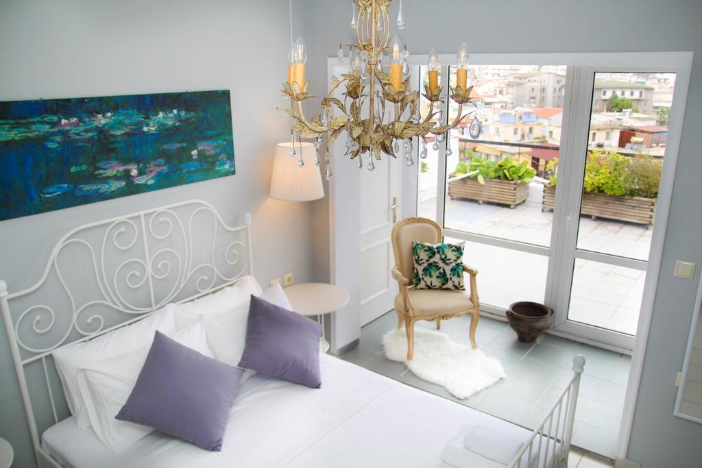 Port View Suites Кавала Екстериор снимка