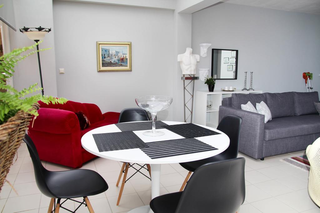 Port View Suites Кавала Екстериор снимка